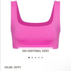 SKIMS SWIM TANK BIKINI TOP - taffy
